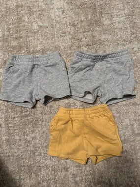 Garanimals Shorts Trio - Gray & Mustard yellow size 12M